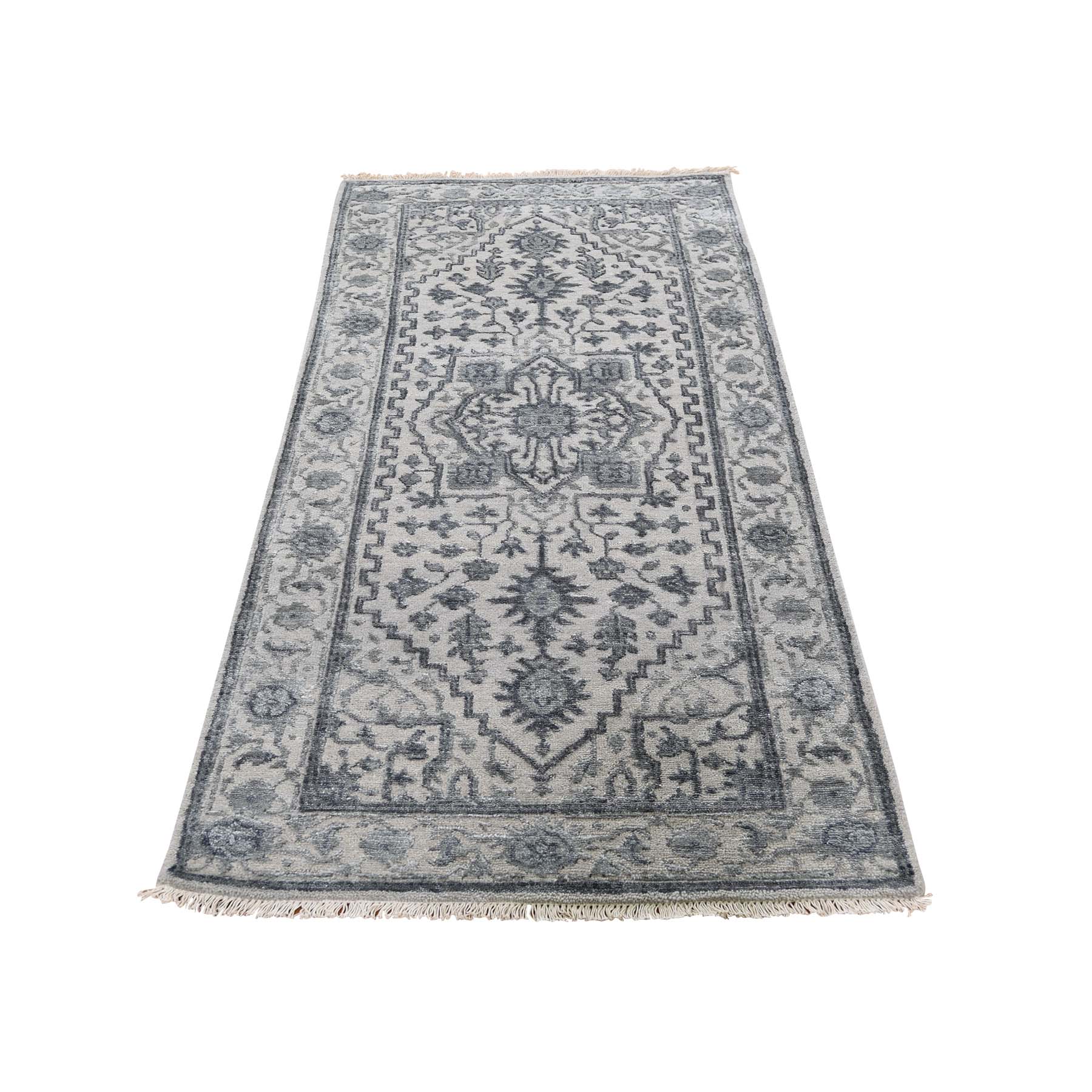 Casual Wool Hand-Knotted Area Rug 2'6